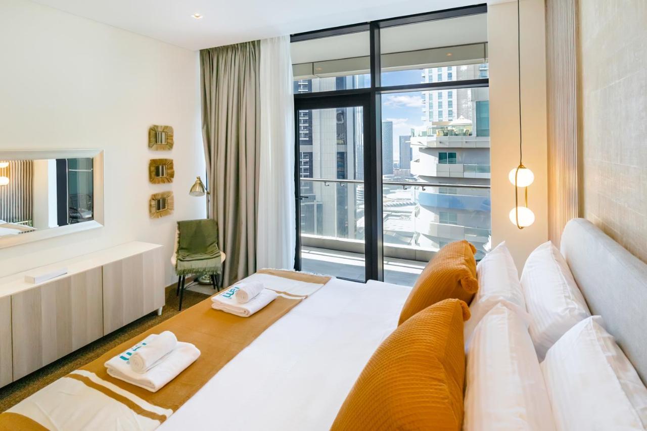 Fam Living - Rp Heights - 3 Mins Walk To Burj Khalifa & Dubai Mall Downtown Dubaï Extérieur photo